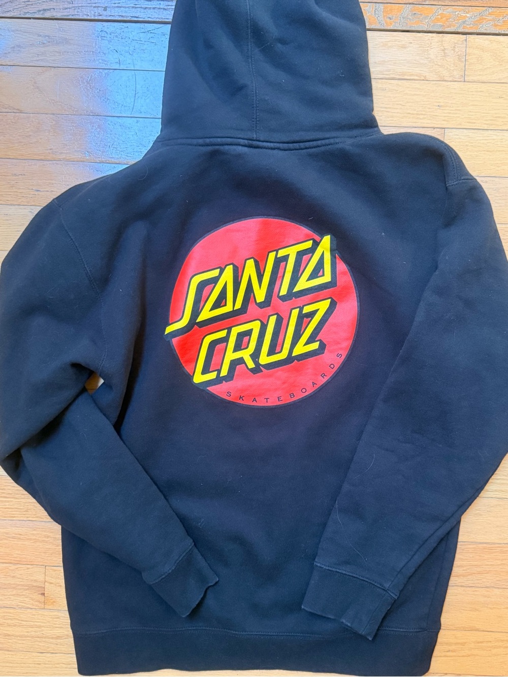 Santa Cruz Men’s Hoodie - Picture 5 of 5